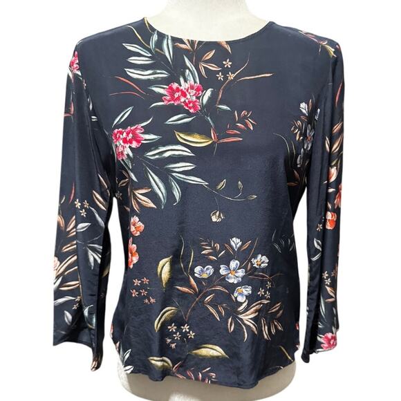 Amour Vert 100% Silk Floral Button-Back Blouse (Small) - Picture 1 of 7
